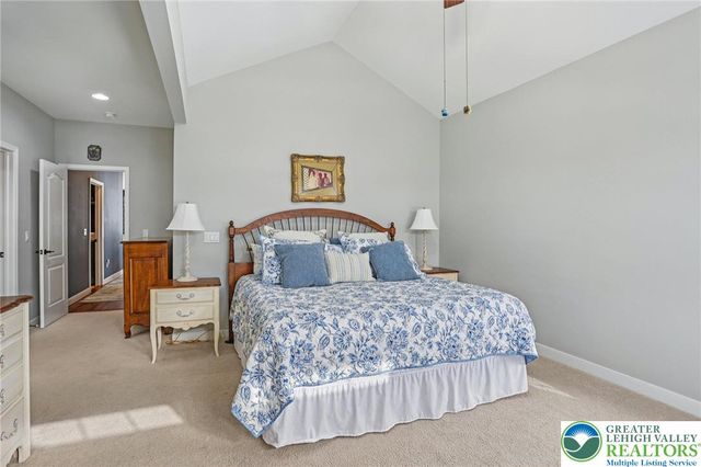 2509 Ludwig Court, Lower Macungie Twp, PA 18062