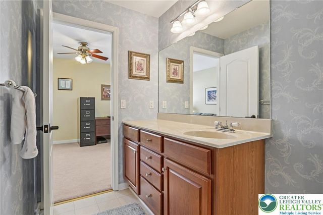 2509 Ludwig Court, Lower Macungie Twp, PA 18062