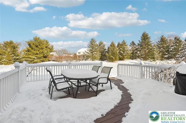 2509 Ludwig Court, Lower Macungie Twp, PA 18062