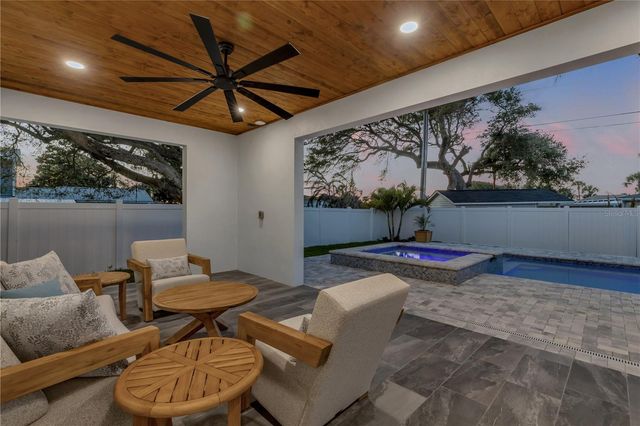 210 DUE EAST STREET, New Smyrna Beach, FL 32169