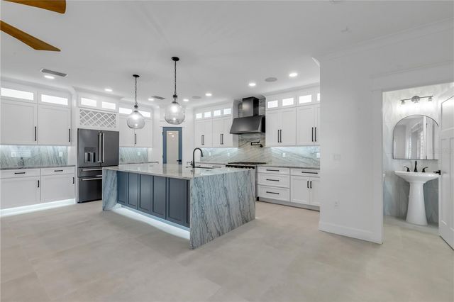 210 DUE EAST STREET, New Smyrna Beach, FL 32169