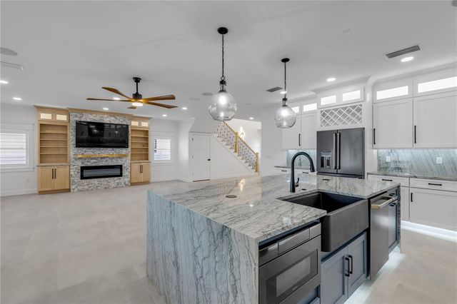 210 DUE EAST STREET, New Smyrna Beach, FL 32169