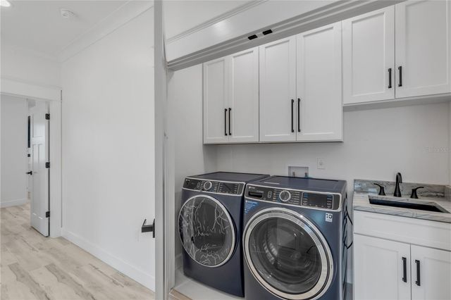 210 DUE EAST STREET, New Smyrna Beach, FL 32169