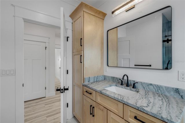 210 DUE EAST STREET, New Smyrna Beach, FL 32169