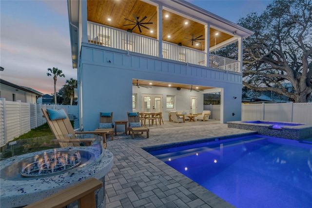 210 DUE EAST STREET, New Smyrna Beach, FL 32169