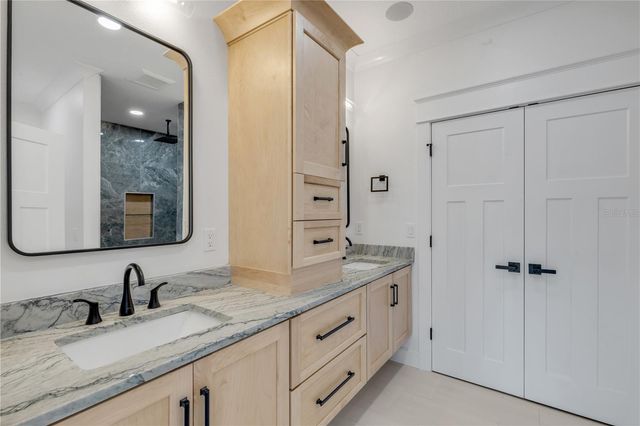 210 DUE EAST STREET, New Smyrna Beach, FL 32169