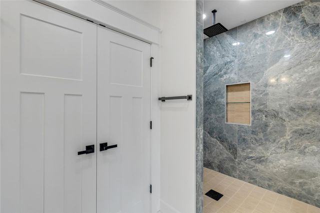 210 DUE EAST STREET, New Smyrna Beach, FL 32169