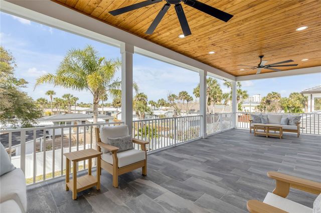 210 DUE EAST STREET, New Smyrna Beach, FL 32169