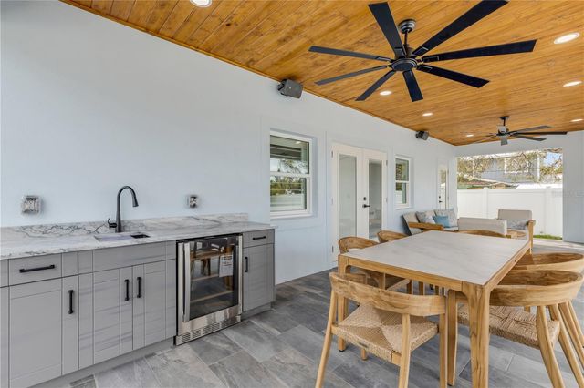 210 DUE EAST STREET, New Smyrna Beach, FL 32169