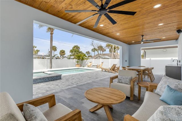 210 DUE EAST STREET, New Smyrna Beach, FL 32169
