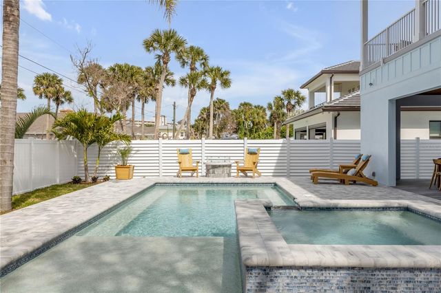 210 DUE EAST STREET, New Smyrna Beach, FL 32169