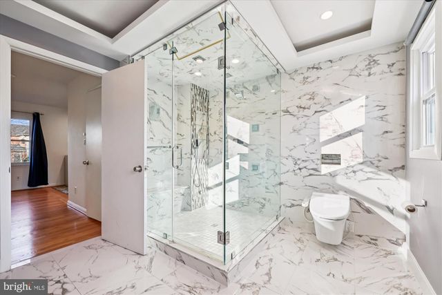 9304 BELLS MILL RD, Potomac, MD 20854