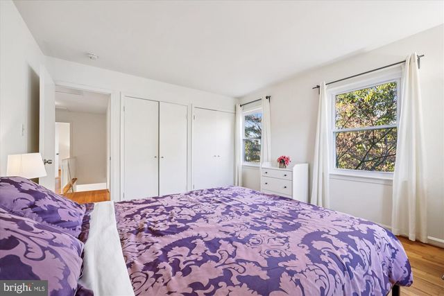 9304 BELLS MILL RD, Potomac, MD 20854