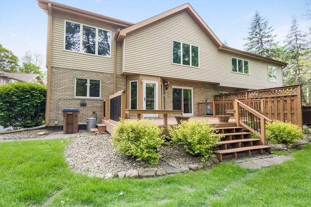 9045 ARCHER Avenue, Willow Springs, IL 60480