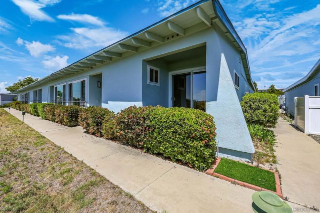 3839 Vista Campana S Unit 42, Oceanside, CA 92057