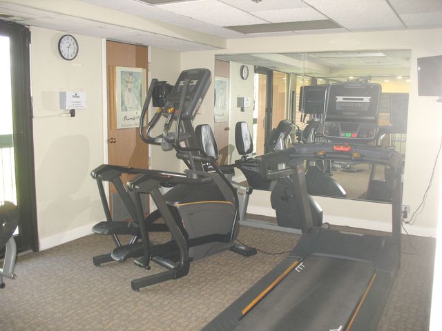 1840 Huntington Boulevard 607, Hoffman Estates, IL 60169