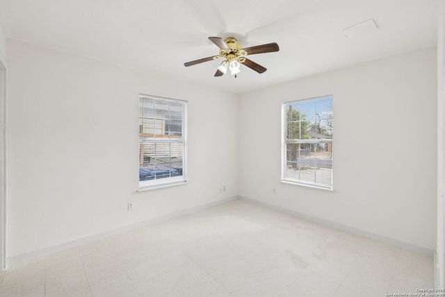 1349 Rivas St, San Antonio, TX 78207