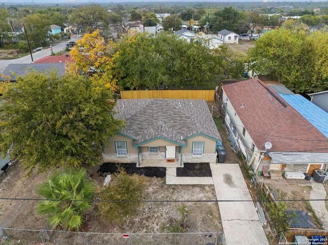 1349 Rivas St, San Antonio, TX 78207