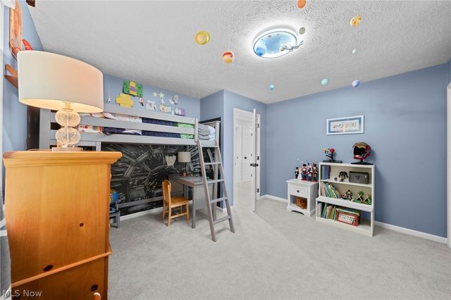 20 Solether Lane, Chagrin Falls, OH 44022