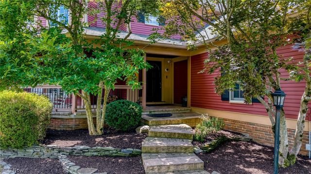 20 Solether Lane, Chagrin Falls, OH 44022
