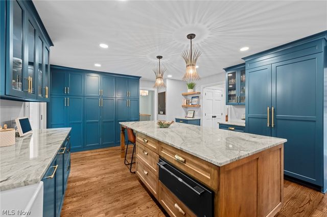 20 Solether Lane, Chagrin Falls, OH 44022