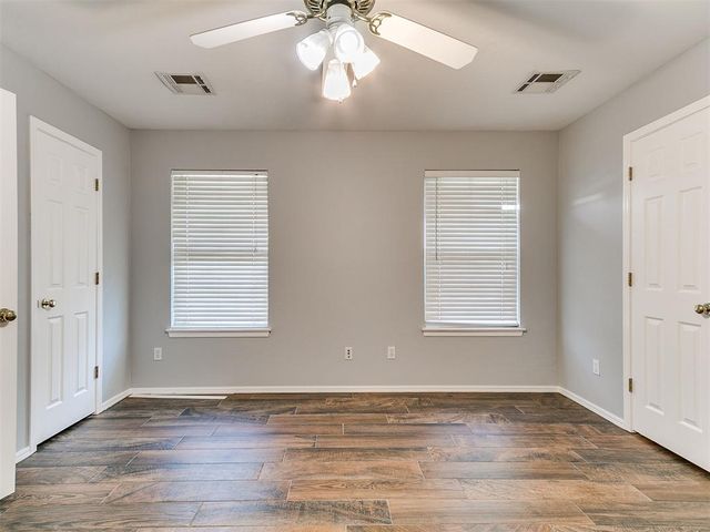 2000 Sunrise Drive, Moore, OK 73160