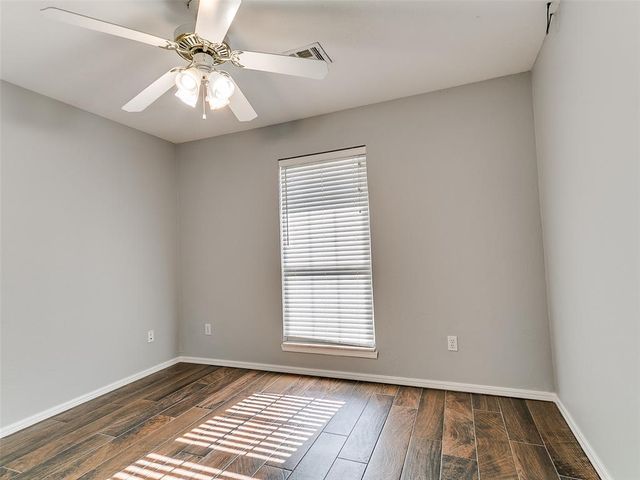 2000 Sunrise Drive, Moore, OK 73160