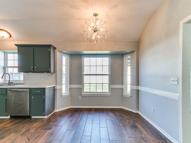 2000 Sunrise Drive, Moore, OK 73160