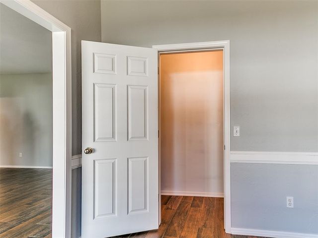 2000 Sunrise Drive, Moore, OK 73160