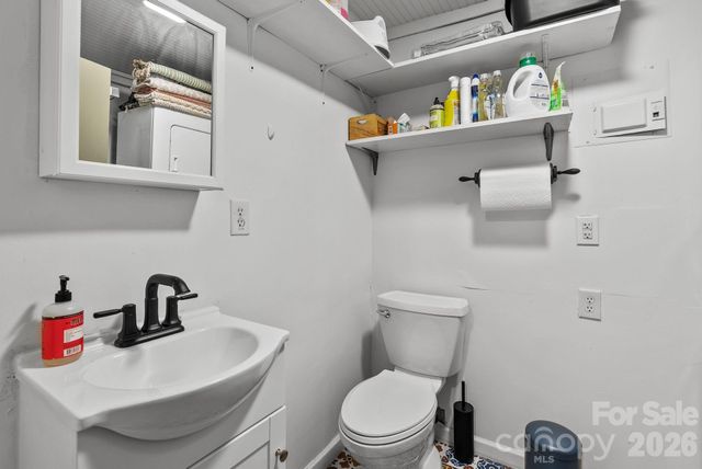 285 Glenaire Drive, Mars Hill, NC 28754