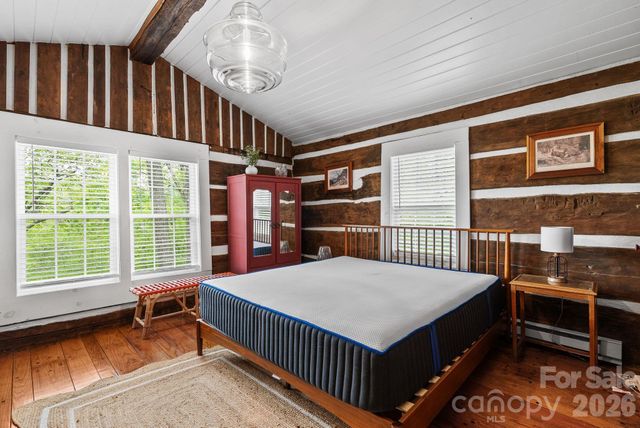 285 Glenaire Drive, Mars Hill, NC 28754