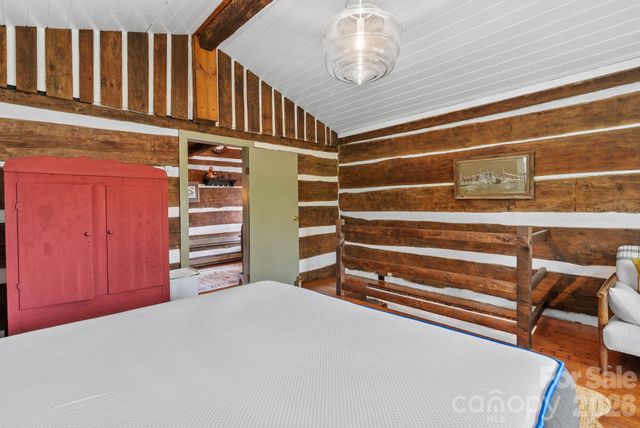 285 Glenaire Drive, Mars Hill, NC 28754