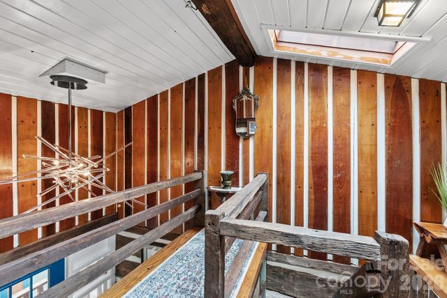 285 Glenaire Drive, Mars Hill, NC 28754