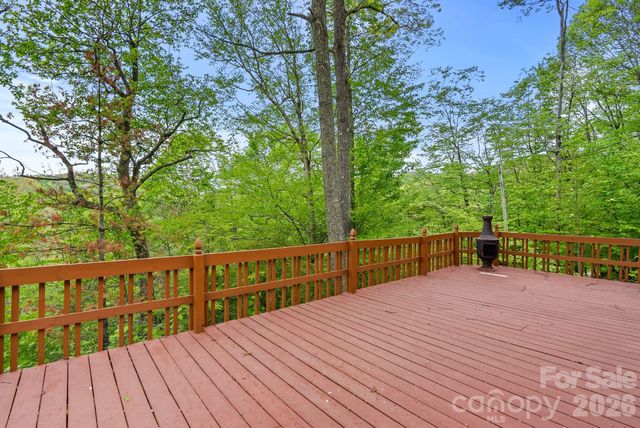 285 Glenaire Drive, Mars Hill, NC 28754