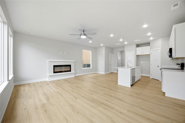 1422 NW 3rd Lane, Grimes, IA 50111