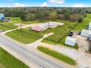 21146 Plank Rd, Zachary, LA 70791
