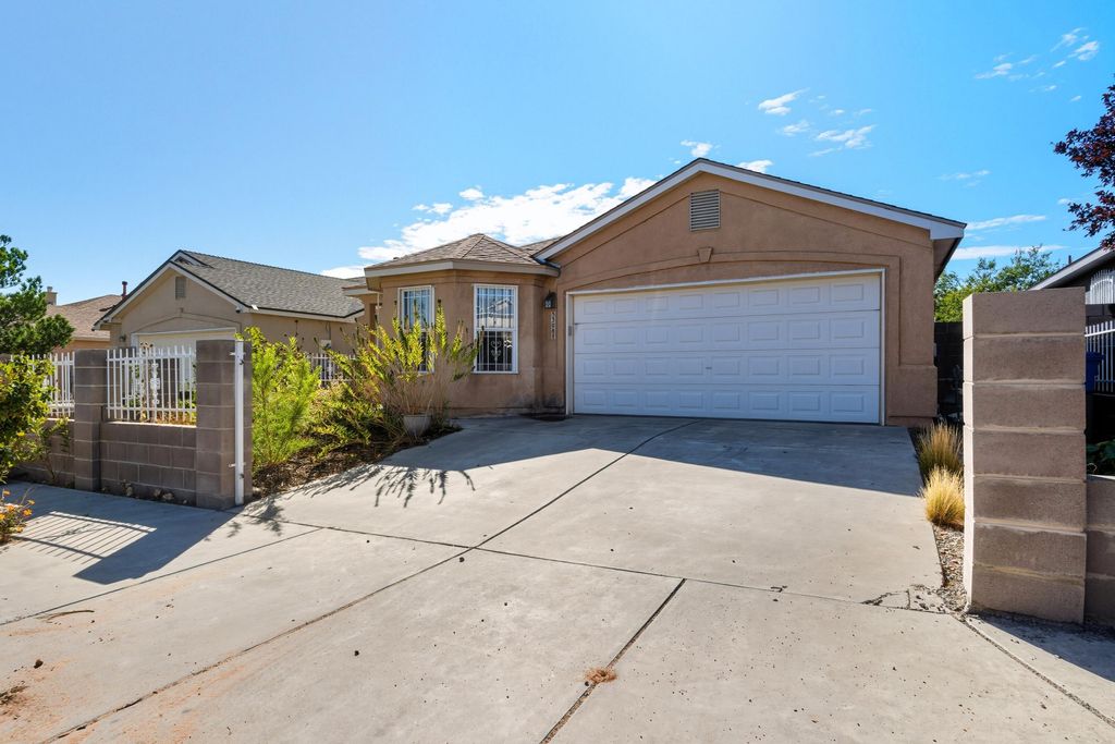 5308 WHITE RESERVE Avenue SW, Albuquerque, NM 87105