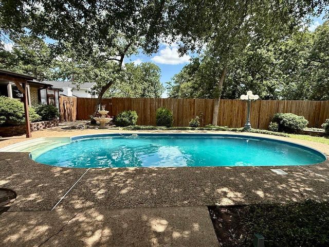 408 Lonestar Ln, Hideaway, TX 75771