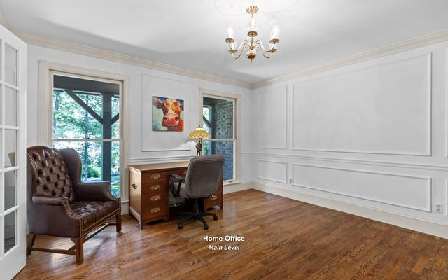 403 Dunsinane Road, Signal Mountain, TN 37377