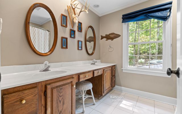 403 Dunsinane Road, Signal Mountain, TN 37377