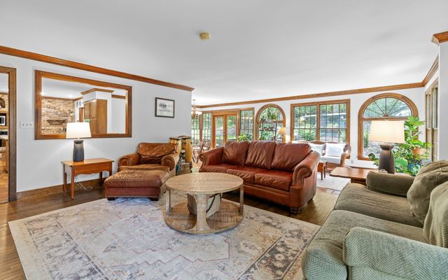 403 Dunsinane Road, Signal Mountain, TN 37377