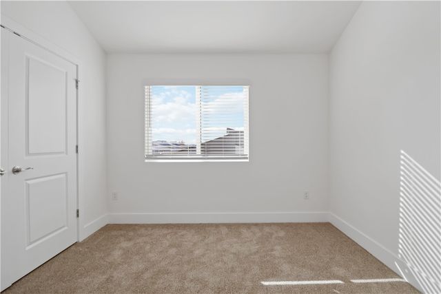 646 Sun Meadows Loop, Centerton, AR 72719