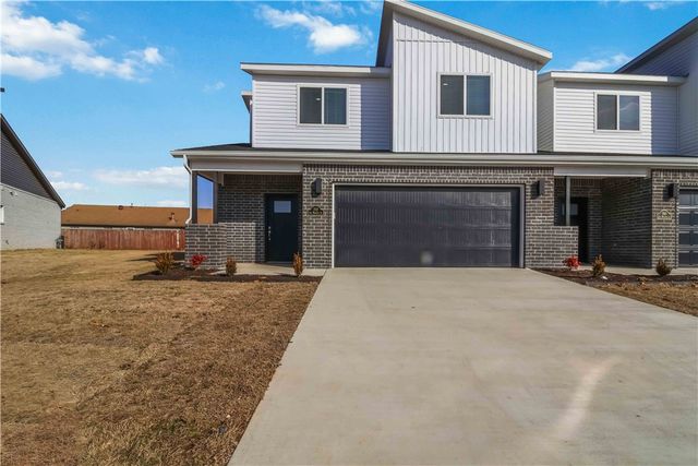 646 Sun Meadows Loop, Centerton, AR 72719