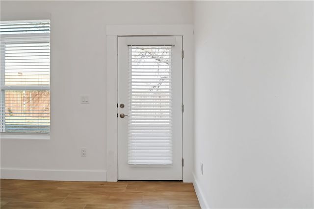 646 Sun Meadows Loop, Centerton, AR 72719