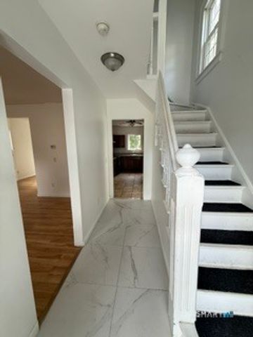 138 Greenwich Avenue, New Haven, CT 06519