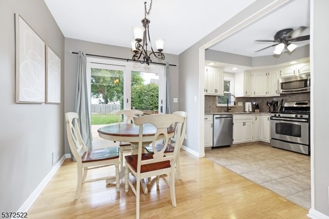 41 Oakley Way, Wayne Twp., NJ 07470