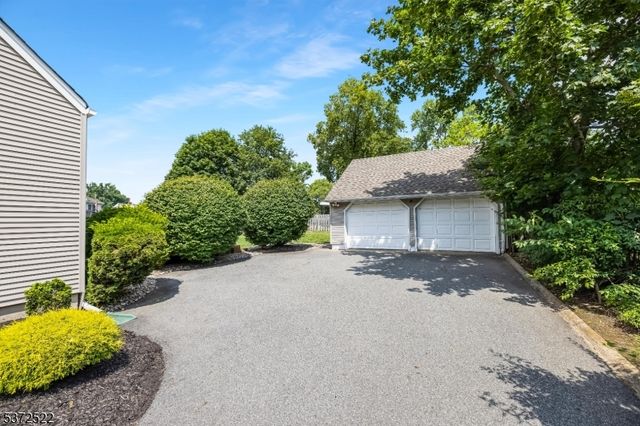 41 Oakley Way, Wayne Twp., NJ 07470