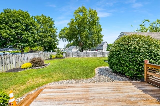 41 Oakley Way, Wayne Twp., NJ 07470