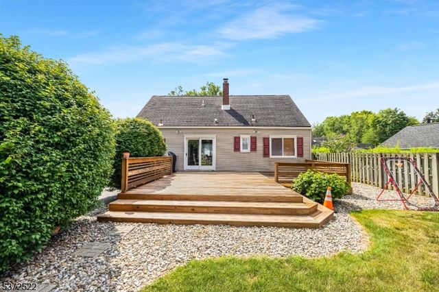 41 Oakley Way, Wayne Twp., NJ 07470