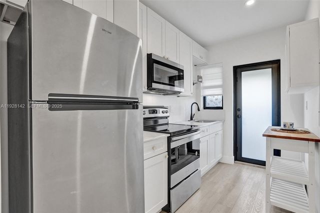 1721 SW 13th St 4, Miami, FL 33145